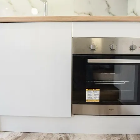 Appartamento Leiland #colony_white_tower_suite *